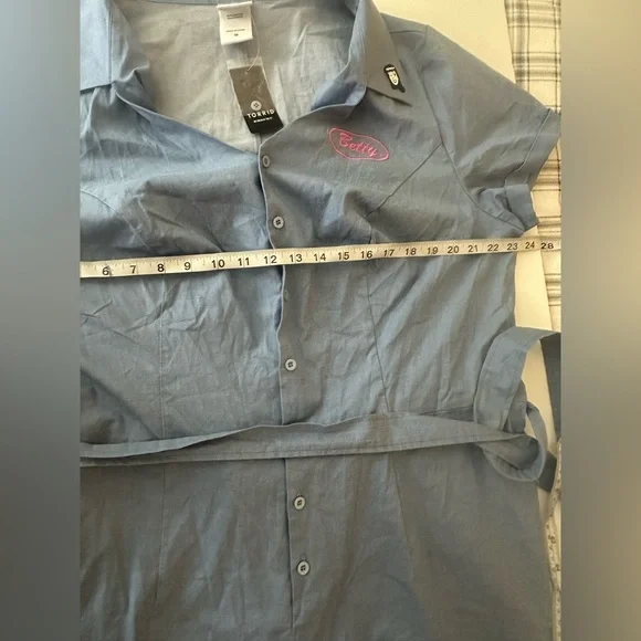 torrid X Betty & Veronica Chambray SpreadCollar Retro Button Front Romper NWT 18 - Picture 13 of 16